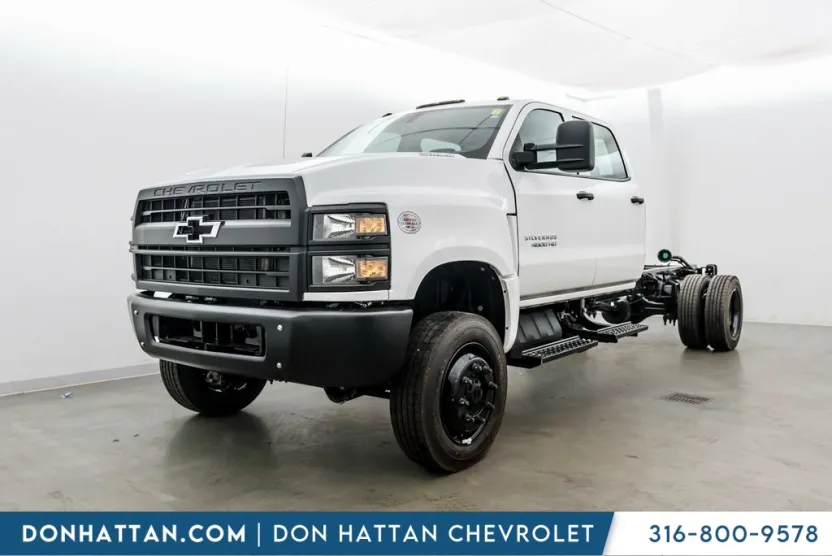 2024 Chevrolet Silverado 4500HD Work Truck photo 1
