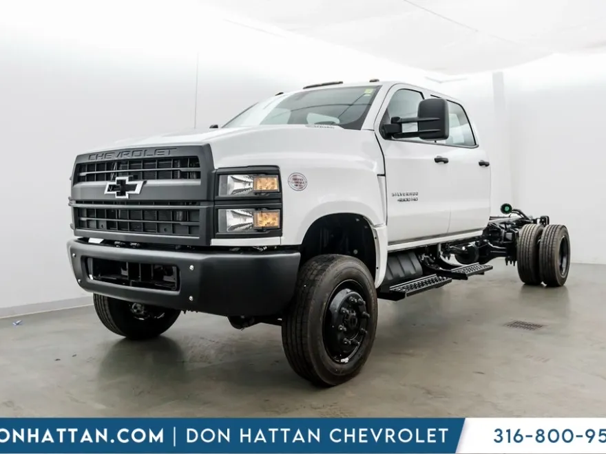 2024 Chevrolet Silverado 4500HD Work Truck photo 1