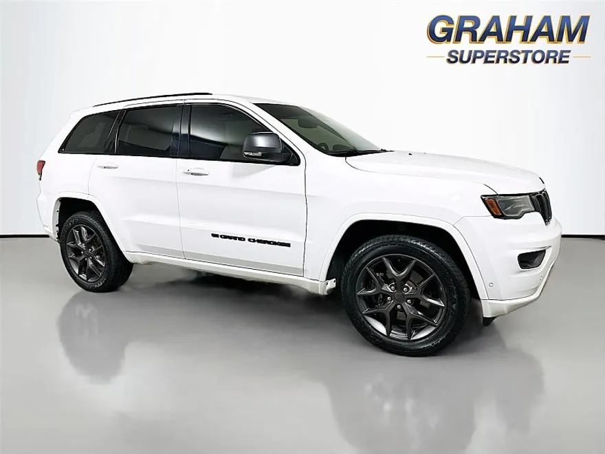 2021 Jeep Grand Cherokee Anniversary Edition photo 1