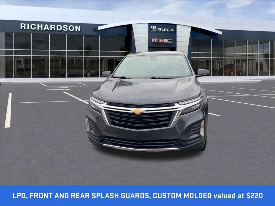 2022 Chevrolet Equinox LT photo 1