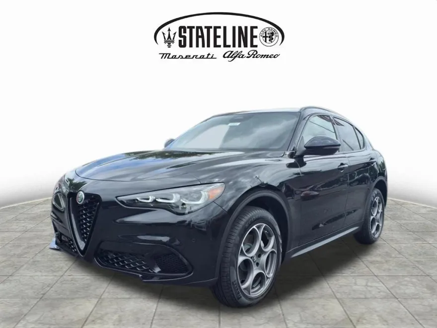 2025 Alfa Romeo Stelvio Sprint Base photo 1