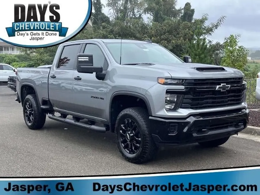 2026 Chevrolet Silverado 2500HD Custom photo 1