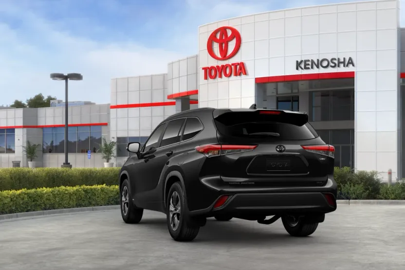 2025 Toyota Highlander Hybrid XLE photo 1