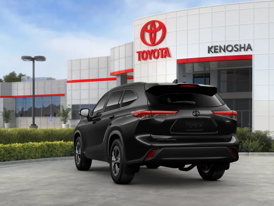 2025 Toyota Highlander Hybrid XLE photo 1