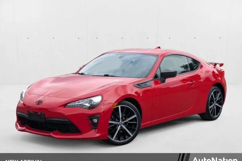2020 Toyota GR86 GT photo 1
