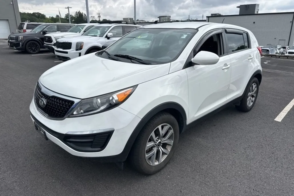 2016 Kia Sportage LX photo 1