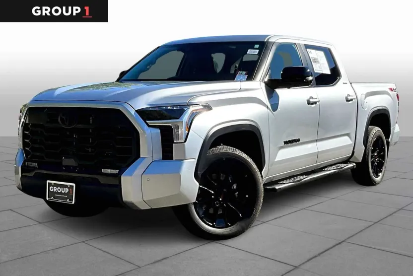 2024 Toyota Tundra Limited CrewMax photo 1