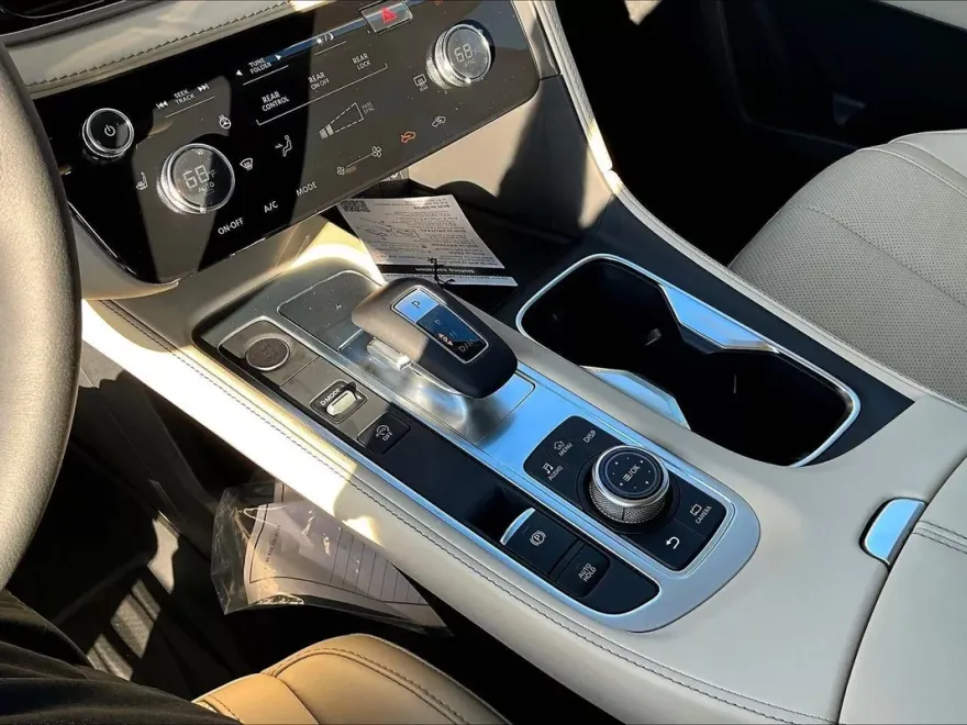 2025 Infiniti QX60 Pure photo 8