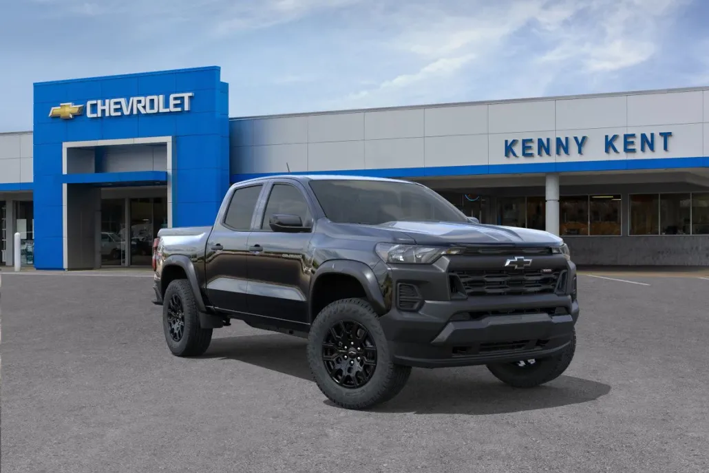 2026 Chevrolet Colorado Trail Boss photo 1