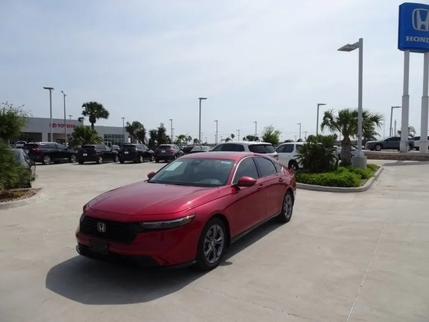 2023 Honda Accord Hybrid EX-L photo 1