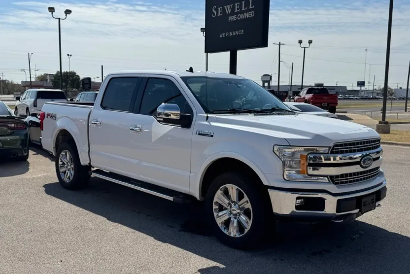 2019 Ford F-150 Lariat photo 1