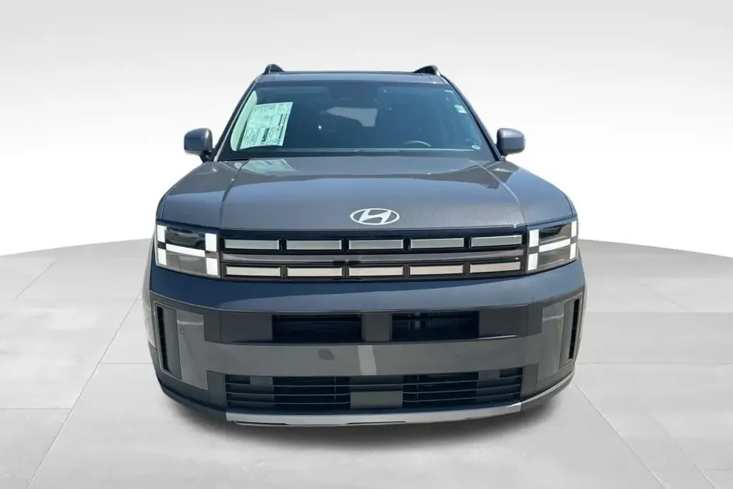 2026 Hyundai Santa Fe SEL photo 1