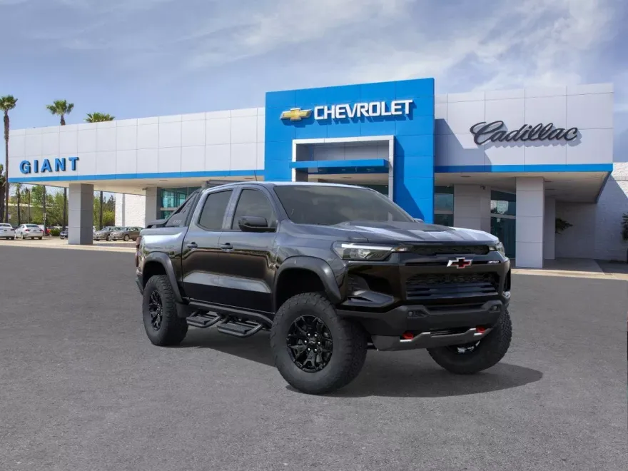 2025 Chevrolet Colorado ZR2 photo 1