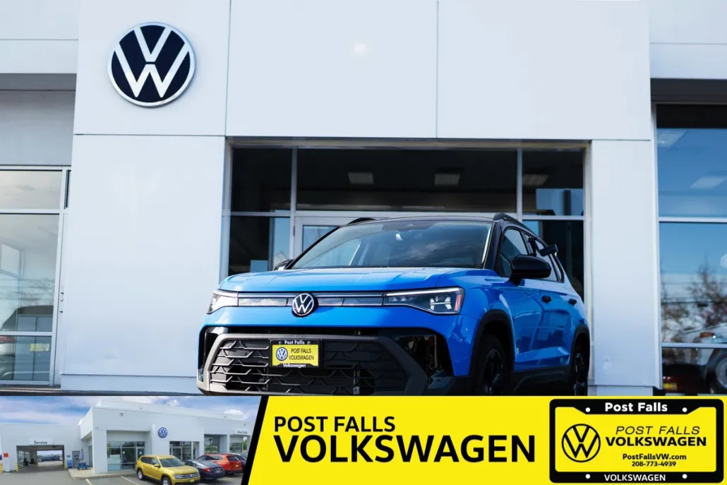 2025 Volkswagen Taos SE photo 1