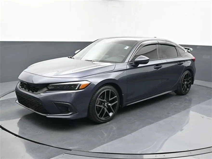 2022 Honda Civic Sport Touring photo 1