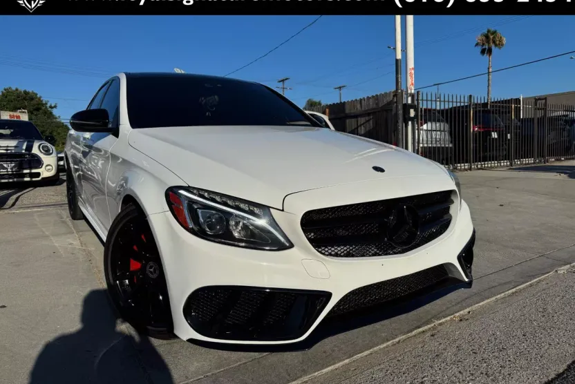 2016 Mercedes Benz C 300 Sport photo 1