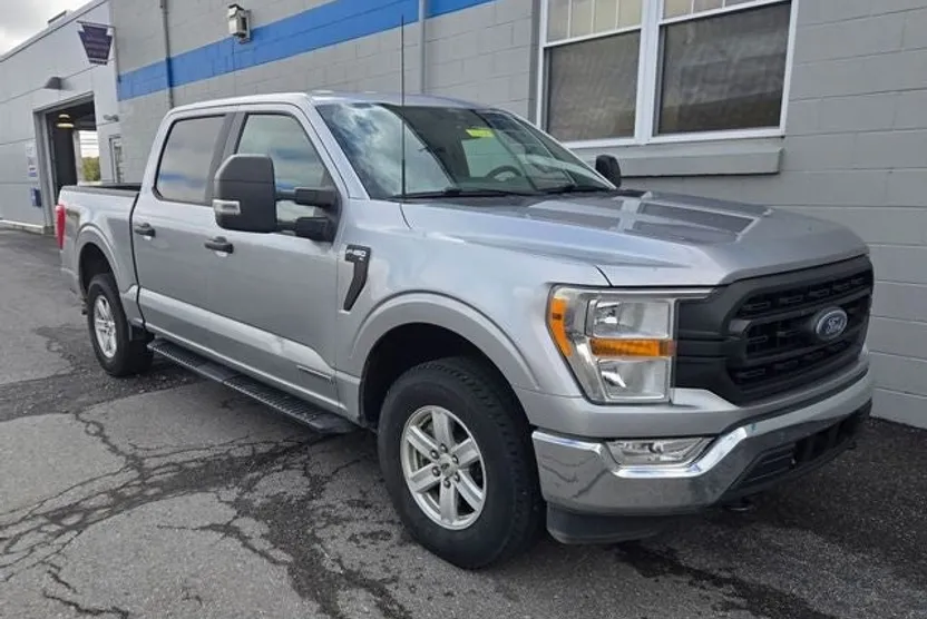 2022 Ford F-150 XL photo 1