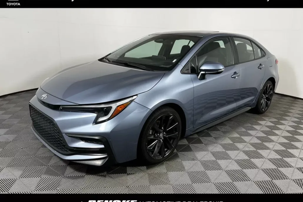 2023 Toyota Corolla XSE photo 1