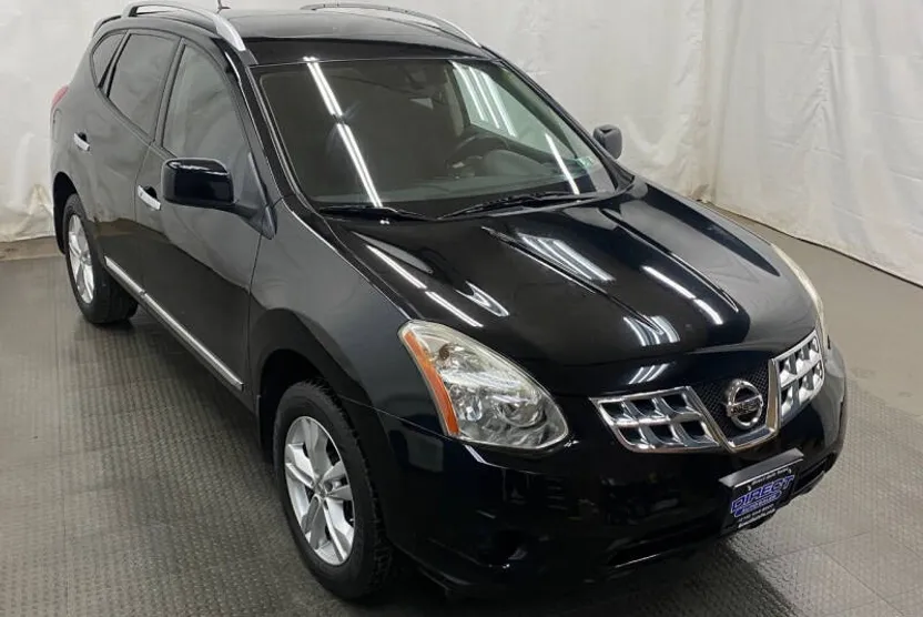 2012 Nissan Rogue SV photo 1