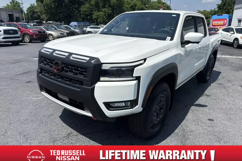 2025 Nissan Frontier PRO-4X photo 1