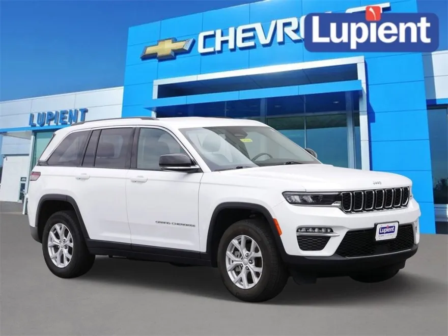 2023 Jeep Grand Cherokee Limited photo 1
