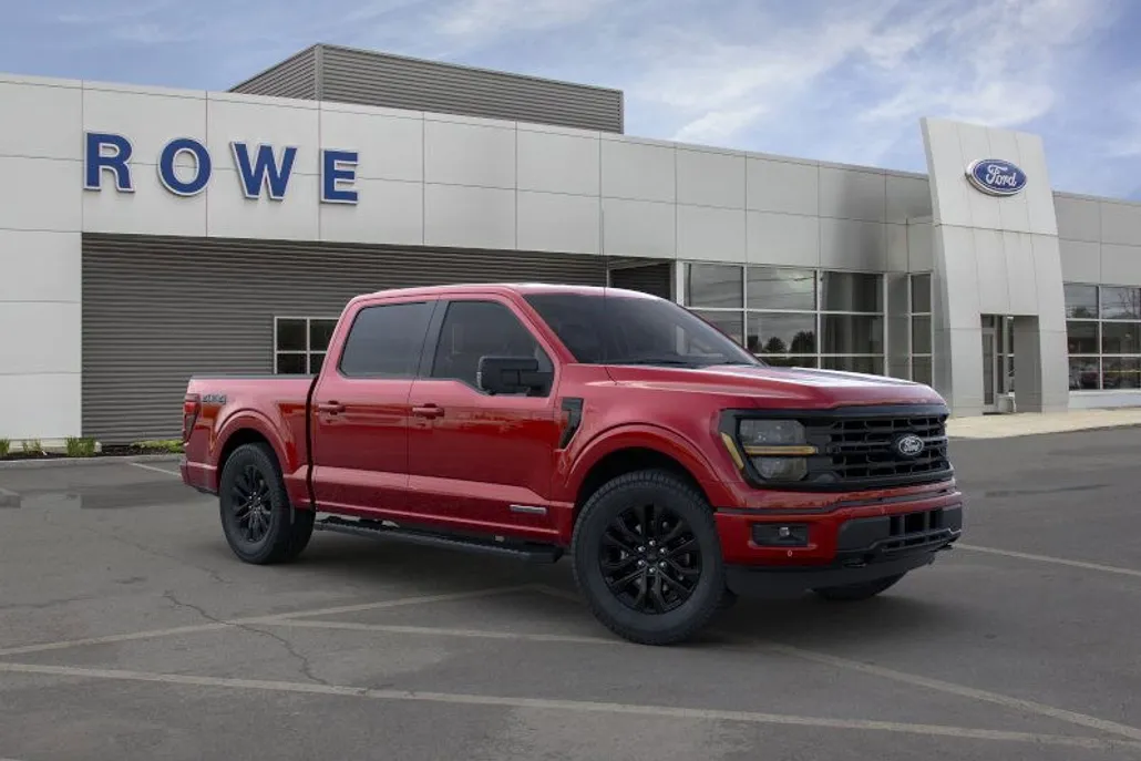 2025 Ford F-150 XLT photo 1