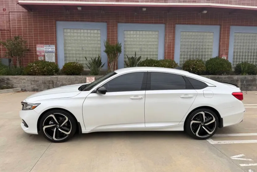 2022 Honda Accord Sport photo 1