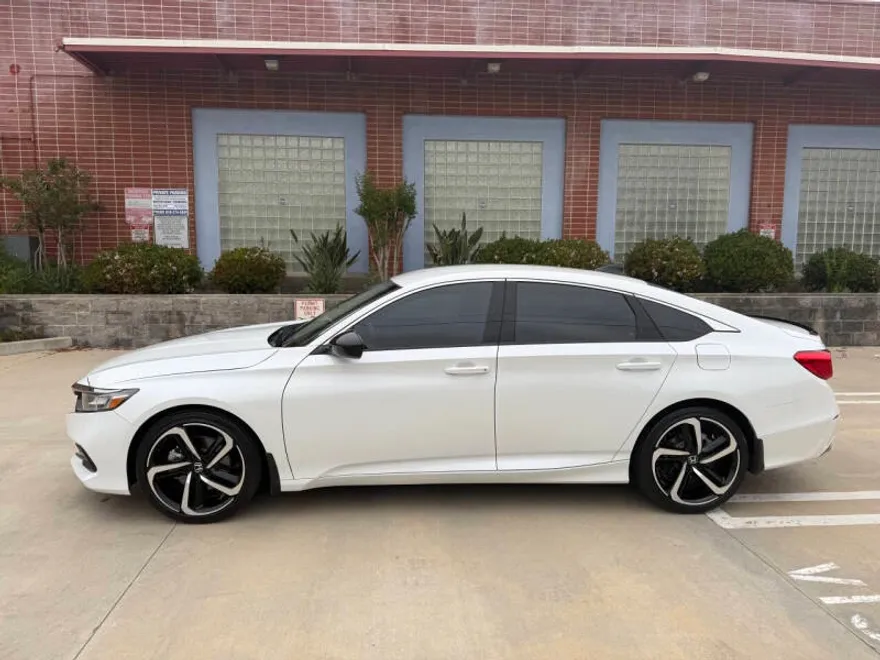 2022 Honda Accord Sport photo 1