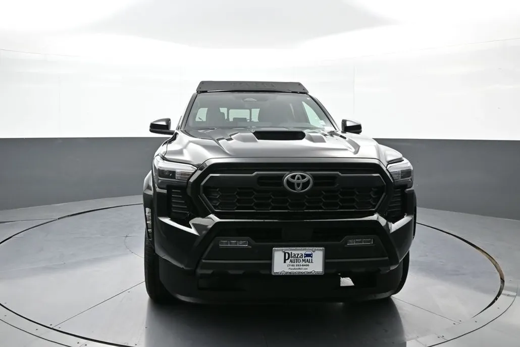 2025 Toyota Tacoma TRD Sport 4x4 Double Cab photo 1