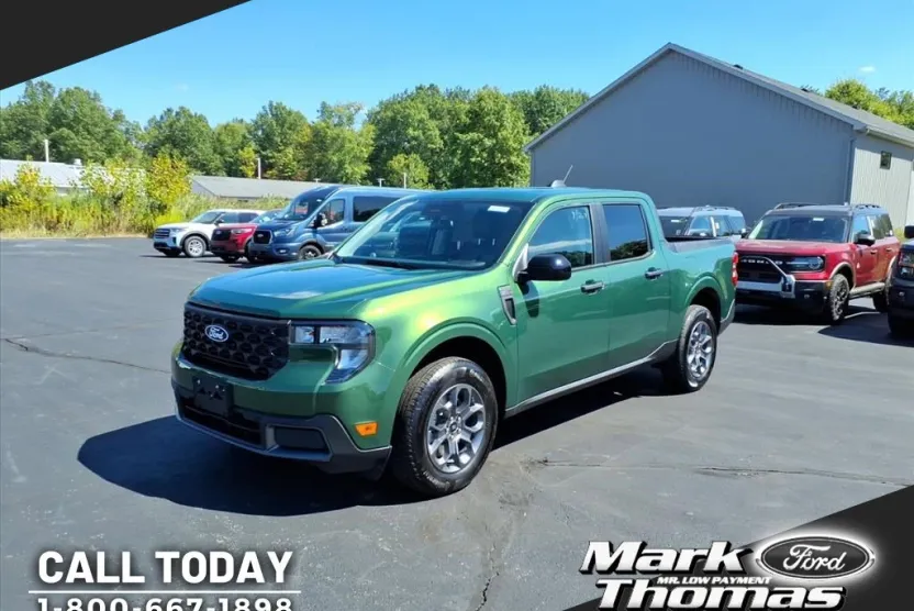 2025 Ford Maverick XLT photo 1