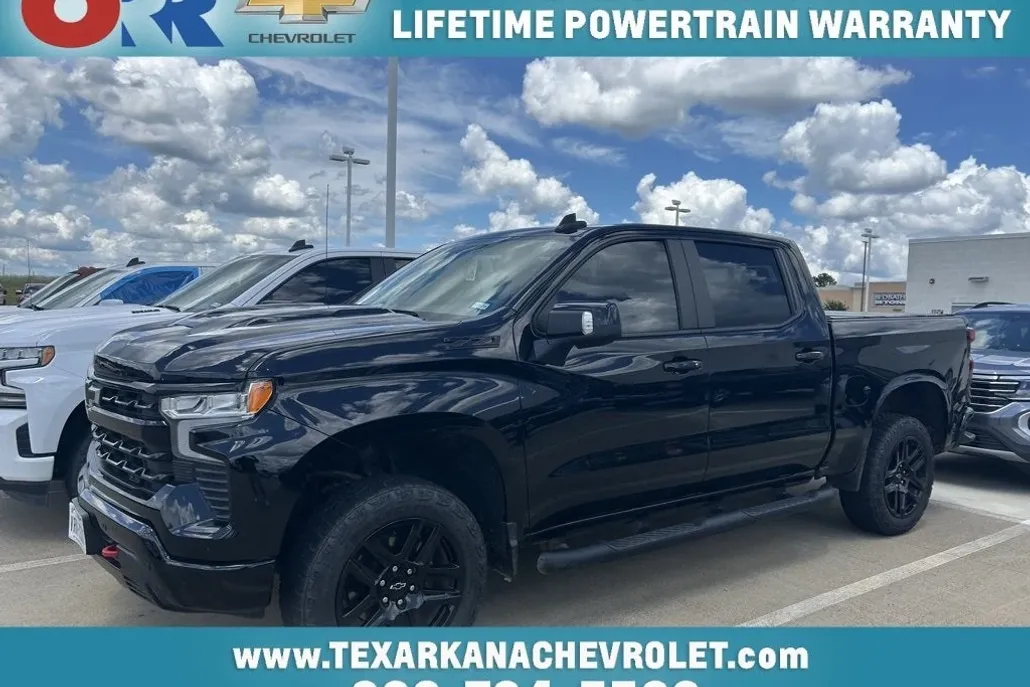 2024 Chevrolet Silverado 1500 LT Trail Boss photo 1
