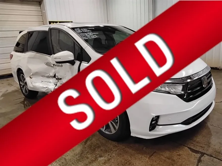 2022 Honda Odyssey Touring photo 1