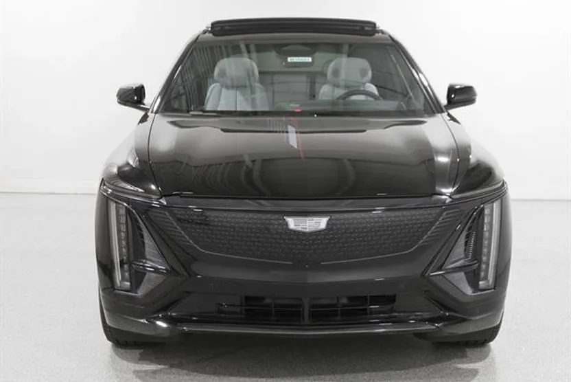 2026 Cadillac Lyriq Sport photo 1