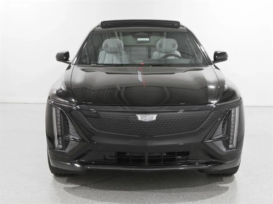 2026 Cadillac Lyriq Sport photo 1