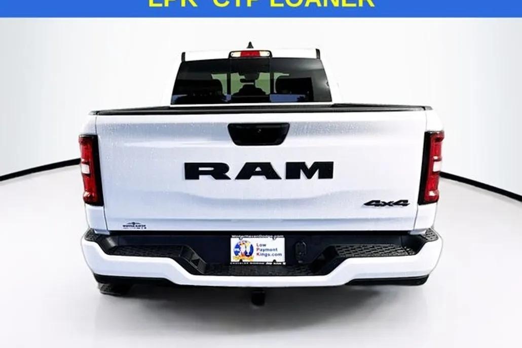 2025 Ram 1500 Tradesman photo 1