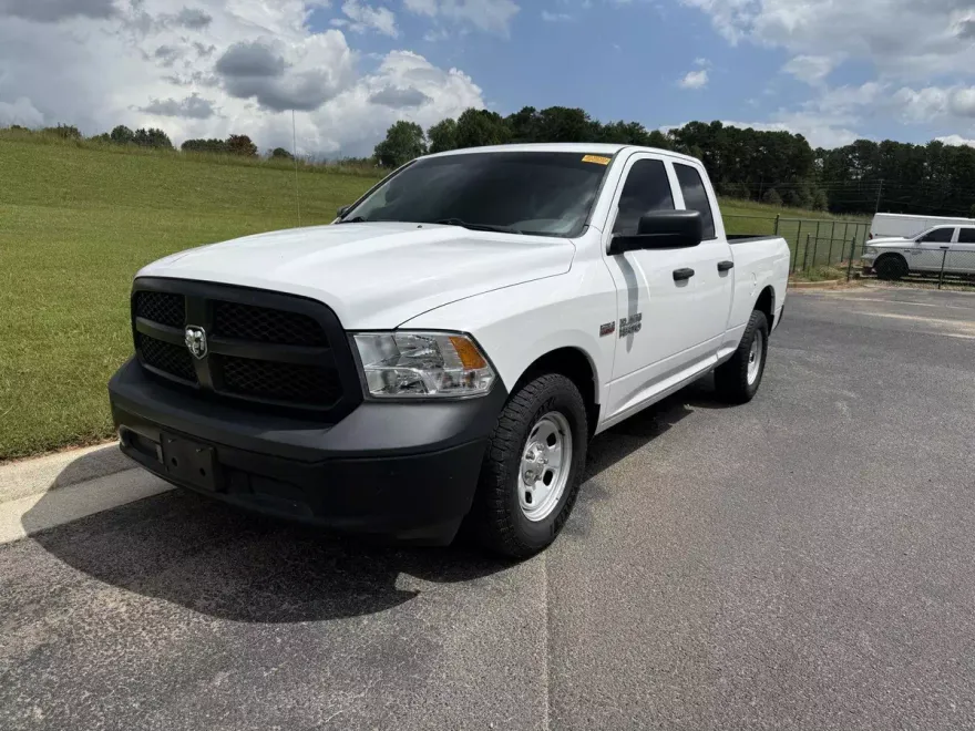 2015 Ram 1500 Tradesman photo 1