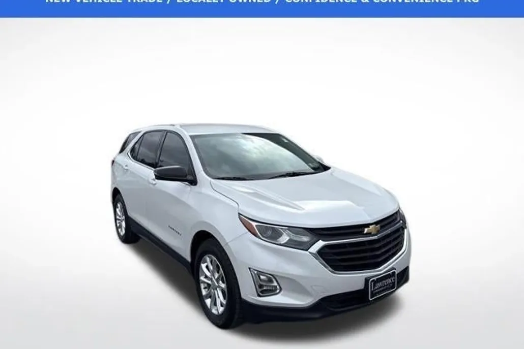 2018 Chevrolet Equinox LT photo 1