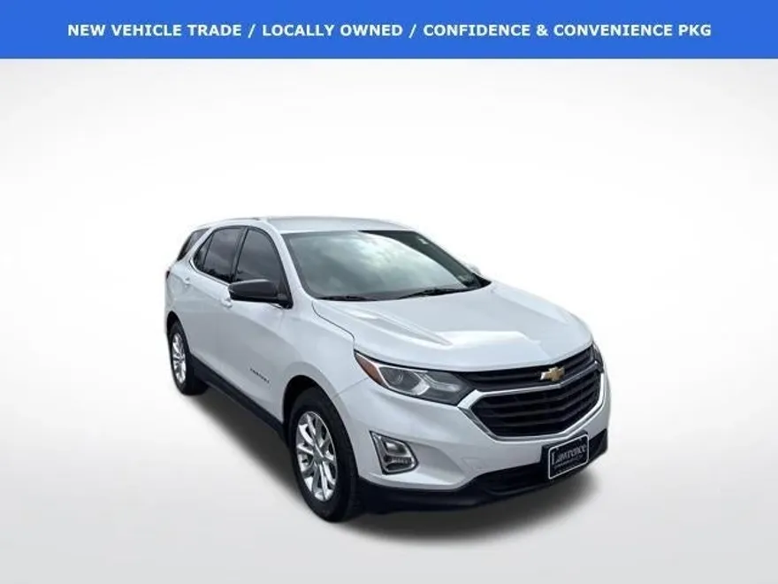 2018 Chevrolet Equinox LT photo 1