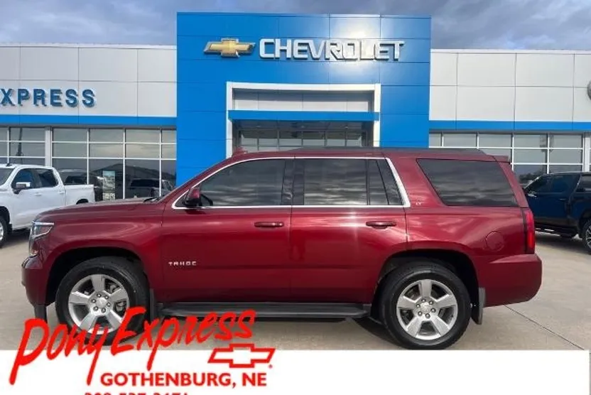 2018 Chevrolet Tahoe LT photo 1