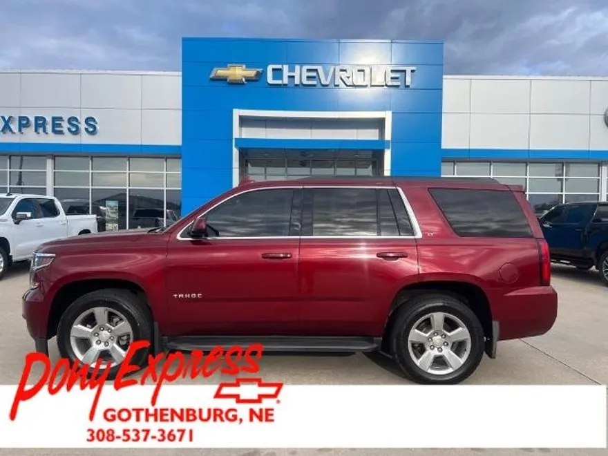 2018 Chevrolet Tahoe LT photo 1