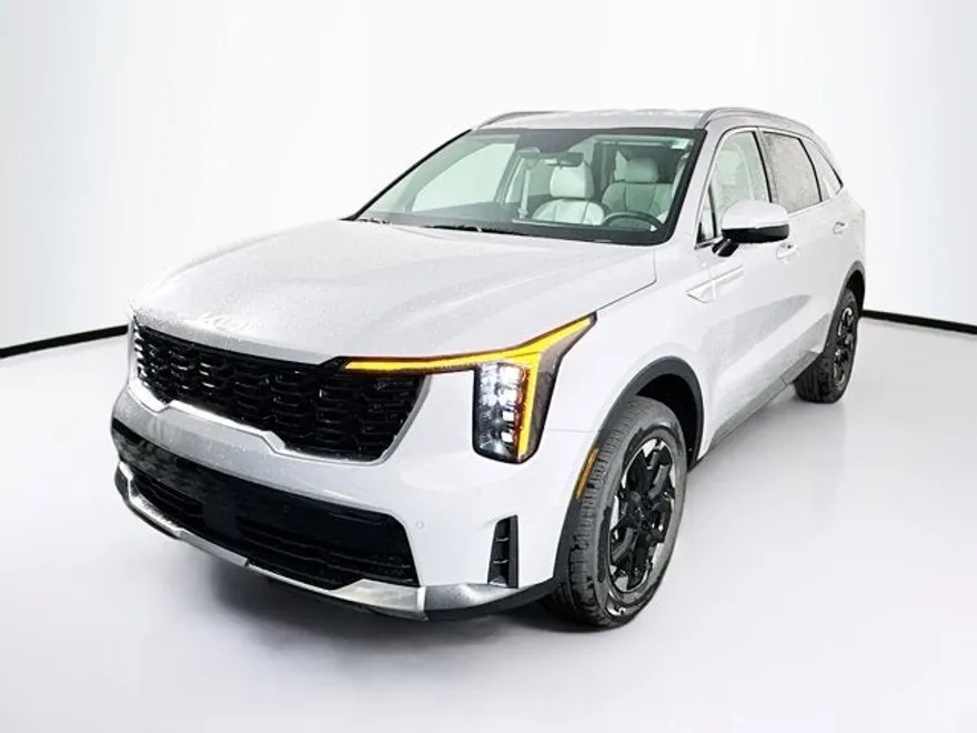 2026 Kia Sorento S photo 1