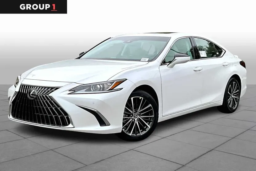 2025 Lexus ES 300h photo 1