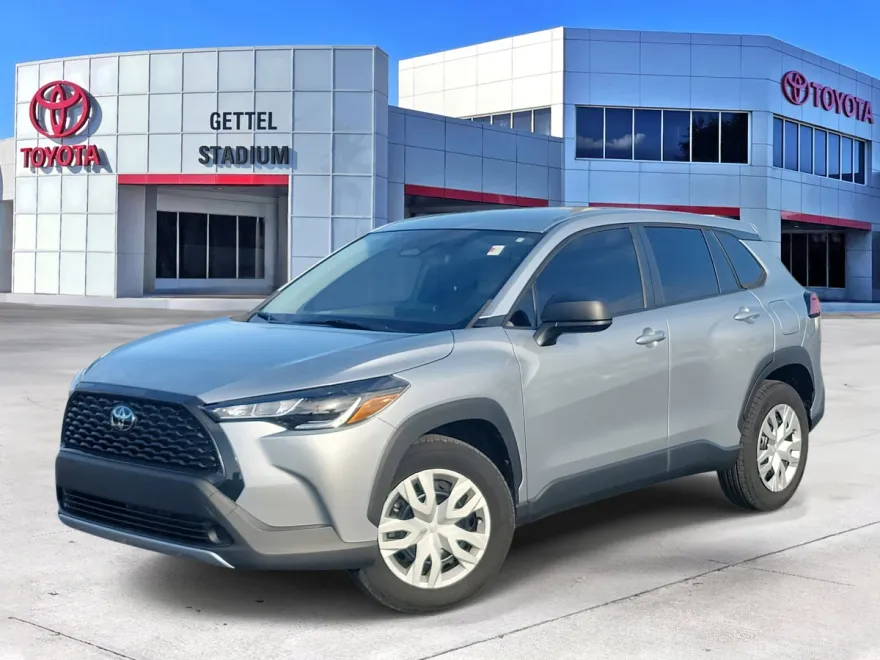 2023 Toyota Corolla Cross L photo 1