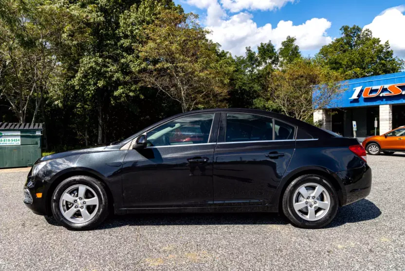 2015 Chevrolet Cruze photo 1