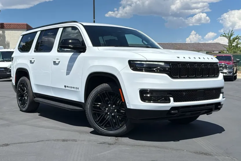 2025 Jeep Wagoneer Carbide photo 1