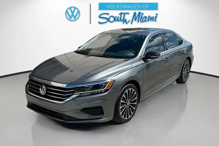 2022 Volkswagen Passat 2.0T Limited photo 1