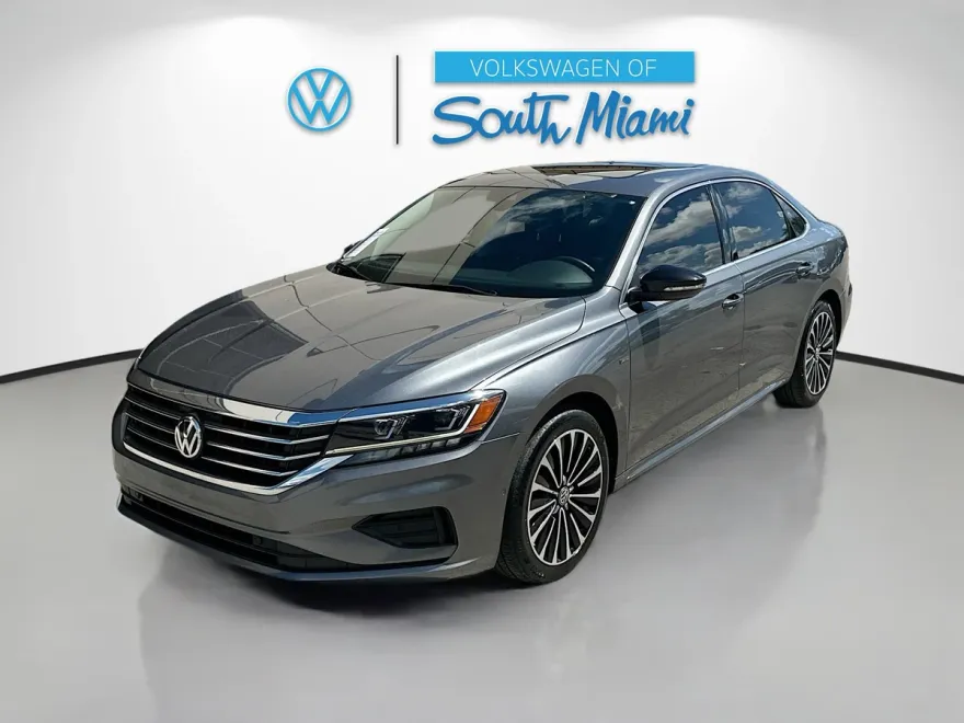 2022 Volkswagen Passat 2.0T Limited photo 1