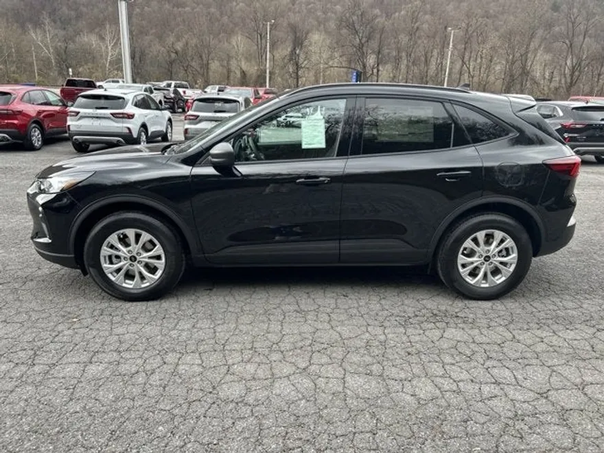 2025 Ford Escape Active photo 1