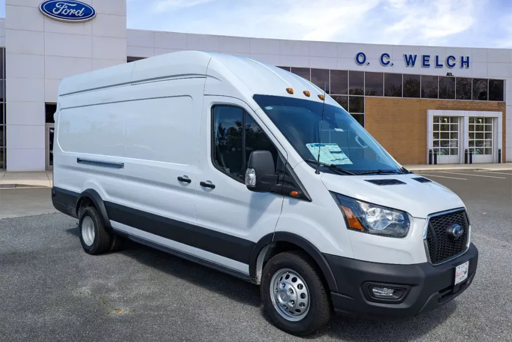 2024 Ford Transit photo 1
