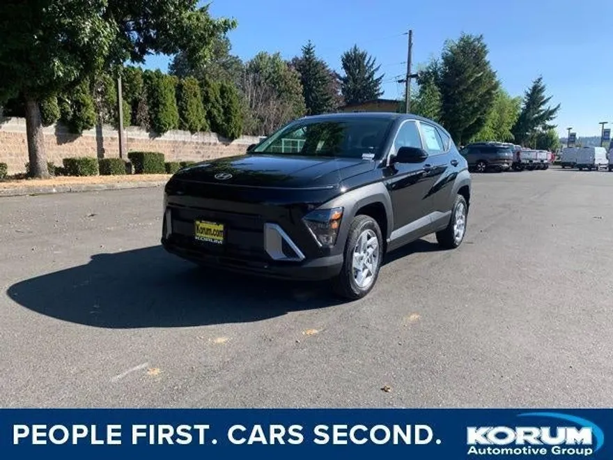 2026 Hyundai Kona SE photo 1